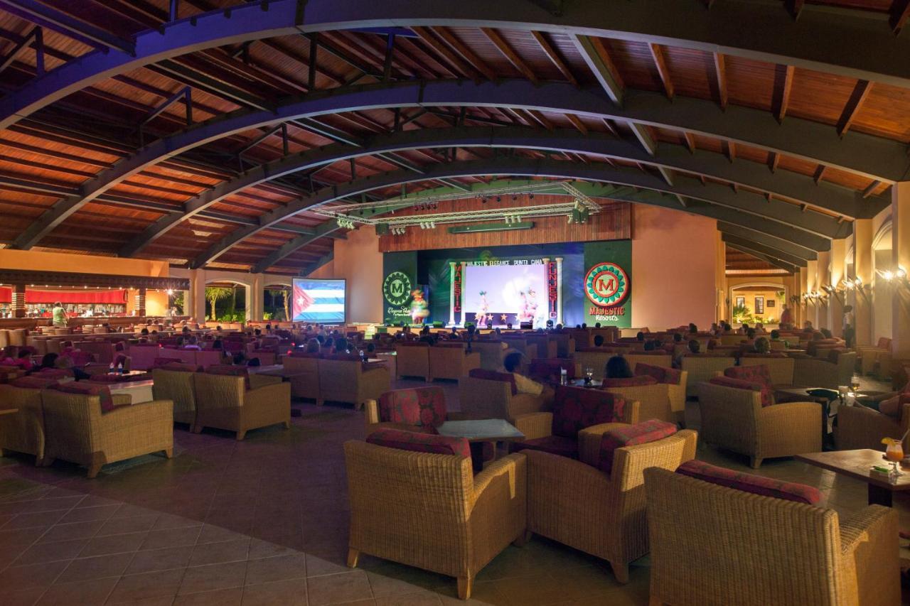 Majestic Elegance Punta Cana (Adults Only) Εξωτερικό φωτογραφία The interior of the resort's main lobby