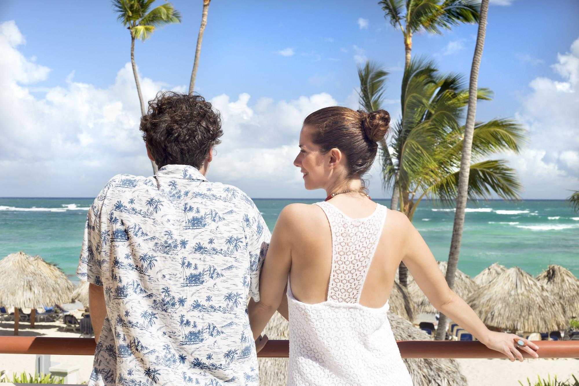Majestic Elegance Punta Cana (Adults Only) Εξωτερικό φωτογραφία A couple at Iberostar Grand Hotel Bávaro